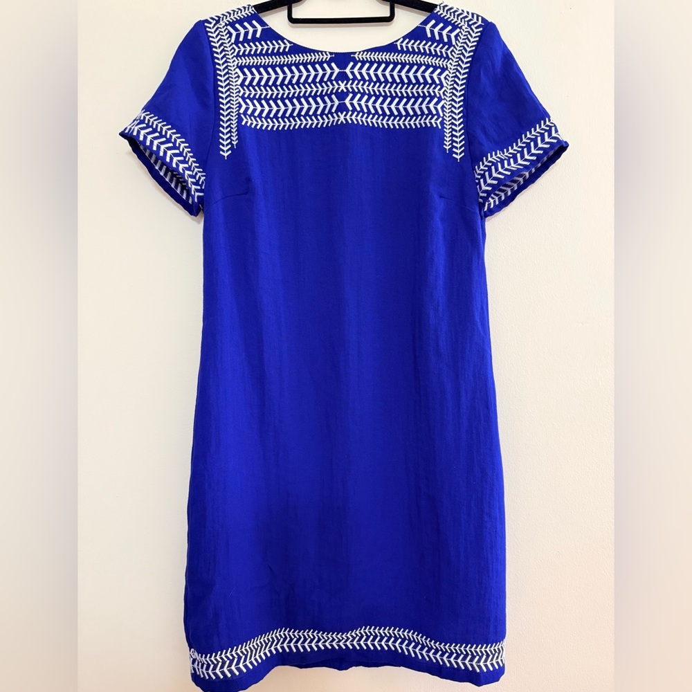 Gibson Latimer Blue Dress with White Detail